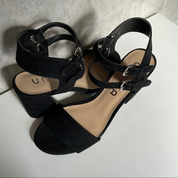 Unisa Reiaa Sandal - Picture 2 of 5